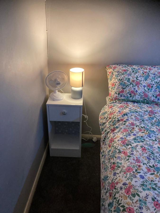Worthing Bright And Cosy Double Room ภายนอก รูปภาพ